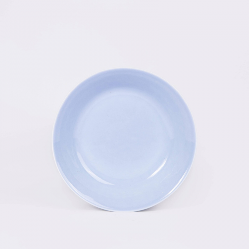 L'assiette creuse ronde en porcelaine - Bleu clair